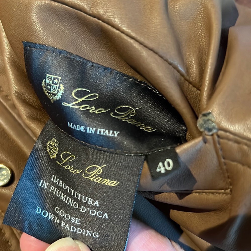 Loro piana womens 40 goose down reversible puffer vest - Picture 6 of 14